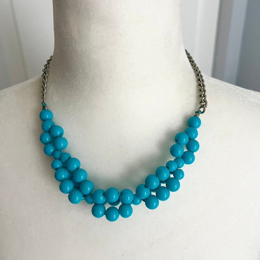🍭6/$30 Turquoise tone plastic multistrand twist bauble necklace